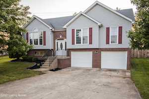36 Northcountry Dr Shelbyville, KY 40065
