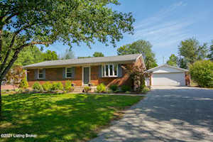 4242 Flatlick Rd Mt Washington, KY 40047