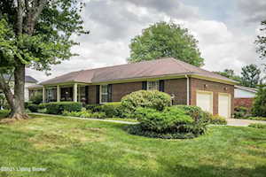 7317 Honiasant Rd Louisville, KY 40214