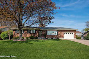 7314 Nottoway Cir Louisville, KY 40214