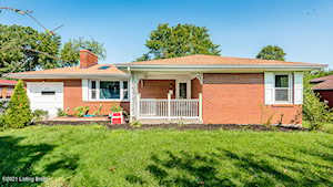 2703 Goldsmith Ln Louisville, KY 40220