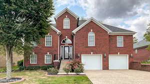 7928 Windgate Dr Louisville, KY 40291