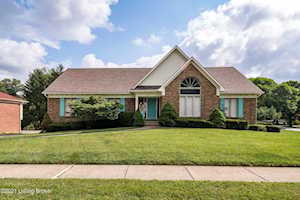 907 Ramsgate Ct Louisville, KY 40299