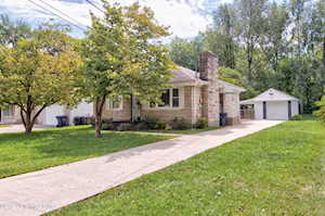 2200 Cottage Ln Louisville, KY 40216