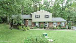 2702 Pinecrest Rd La Grange, KY 40031