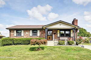 4011 Sirate Ln Louisville, KY 40229