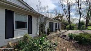 9300 Tiverton Way Louisville, KY 40242