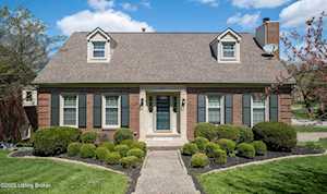 6011 Windsong Ct Louisville, KY 40207
