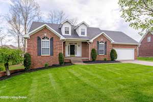 1912 Prestwick Dr La Grange, KY 40031