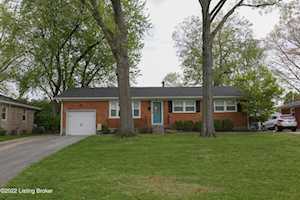 3131 Michael Dr Louisville, KY 40220
