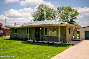 229 Douglas Dr Shepherdsville, KY 40165