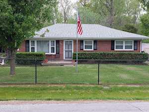 6612 Huff Ln Louisville, KY 40216