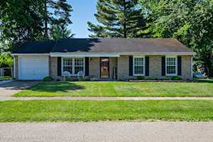 9904 Phoenix Trail Louisville, KY 40223
