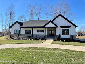 5201 Ballard Estates Dr Smithfield, KY 40068