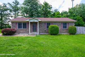 445 Dogwood Dr Mt Washington, KY 40047