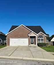 5241 Dobson Ln Shelbyville, KY 40065