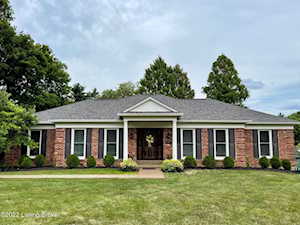 6102 Indian Springs Ct Prospect, KY 40059