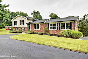 2901 Elder Park Rd La Grange, KY 40031