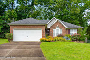 10401 Prescott Ct Louisville, KY 40299