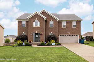 2205 Morgan Ridge Ct La Grange, KY 40031