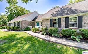 108 Carey Ln Elizabethtown, KY 42701