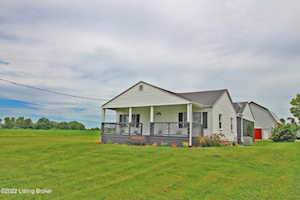 5270 Elmburg Rd Bagdad, KY 40003
