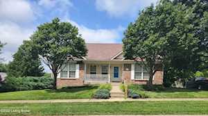 2047 Hearthside Cir Shelbyville, KY 40065