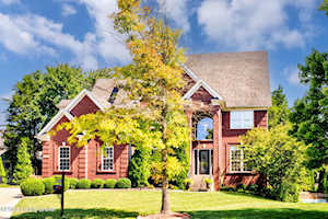 4305 Low Trail Ct Louisville, KY 40299