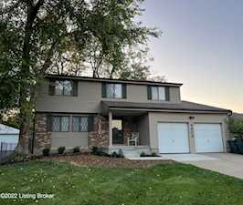 4809 Hat Ct Louisville, KY 40291