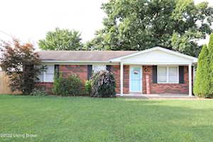 471 Delania Dr Mt Washington, KY 40047