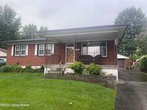 4112 Caven Ct Louisville, KY 40229