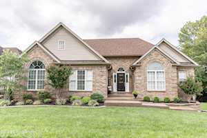 4010 Rivulet Ln Louisville, KY 40299