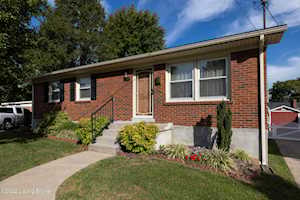 4303 Burnt Cedar Ln Louisville, KY 40219