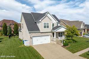 367 Links Dr Simpsonville, KY 40067