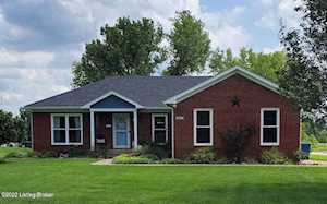 7011 Derby Dr Crestwood, KY 40014