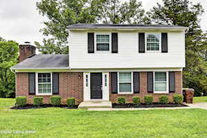 805 Creekvalley Rd Louisville, KY 40243