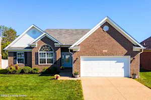 10005 Crooked Oak Way Louisville, KY 40291