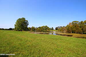 300 Flood Rd Shelbyville, KY 40065