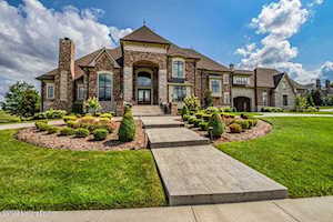 5705 Harrods Glen Dr Prospect, KY 40059