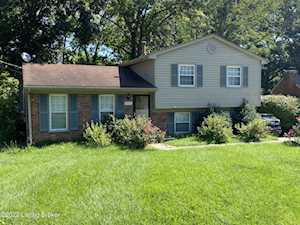 5603 Mosswood Ln Louisville, KY 40291