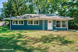 3323 Belmont Rd Louisville, KY 40218