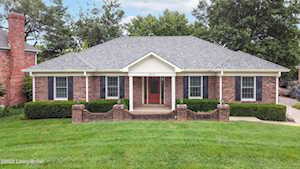 905 Windsong Pl Louisville, KY 40207