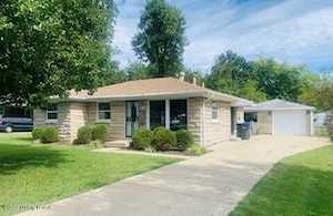 2419 Paddock Ln Louisville, KY 40216