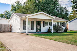 173 Crestwood Ln Louisville, KY 40229
