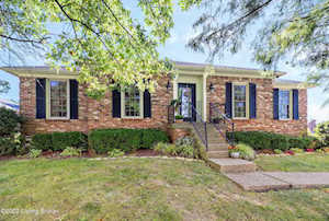 221 Winding Way Shelbyville, KY 40065