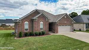 5611 Pleasure Ct Louisville, KY 40272