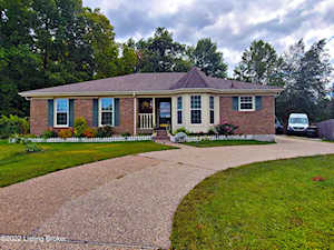 7504 Crabtree Dr Louisville, KY 40228