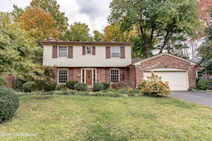 7816 Fairmeadows Ln Louisville, KY 40222