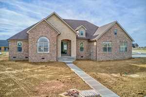 420 Alexis Way Winchester, KY 40391