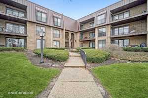 2 The Court of Harborside #103 Northbrook, IL 60062
